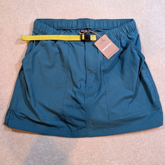 Patagonia Pants - Patagonia Outdoor Everyday Skort Wetland Blue 75310 WLDB Womens Medium NWT